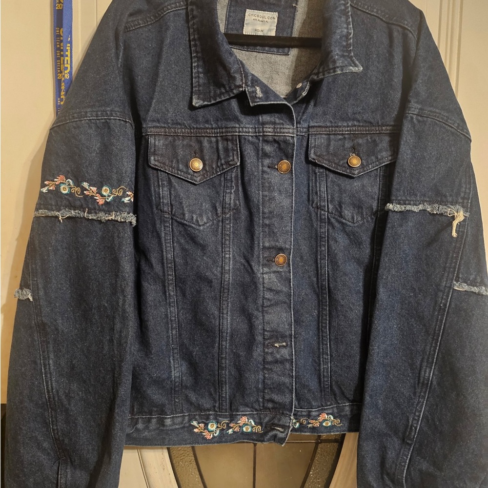Chic Soul Dark Blue Jean Jacket with Floral Embroidery